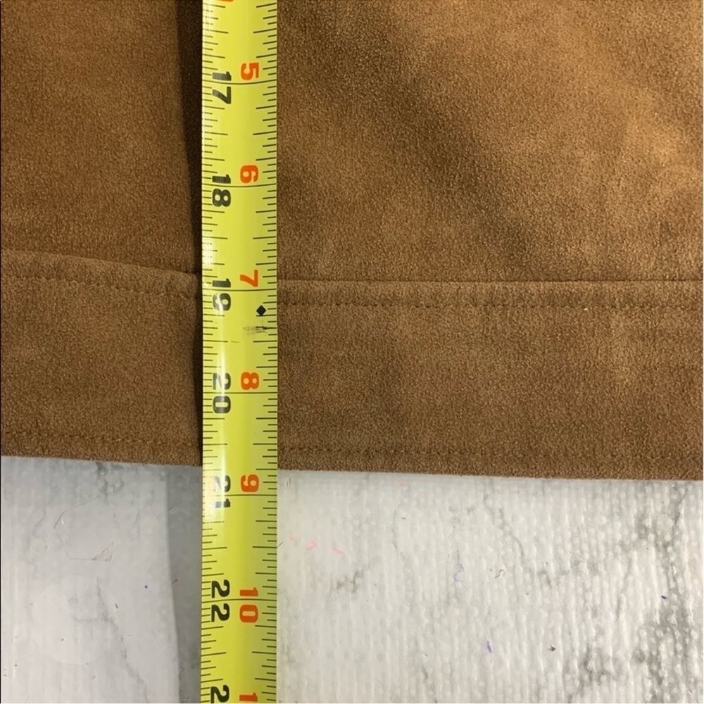 Levis Women's Faux Suede Modern Trucker Jacket - Picture 12 of 12